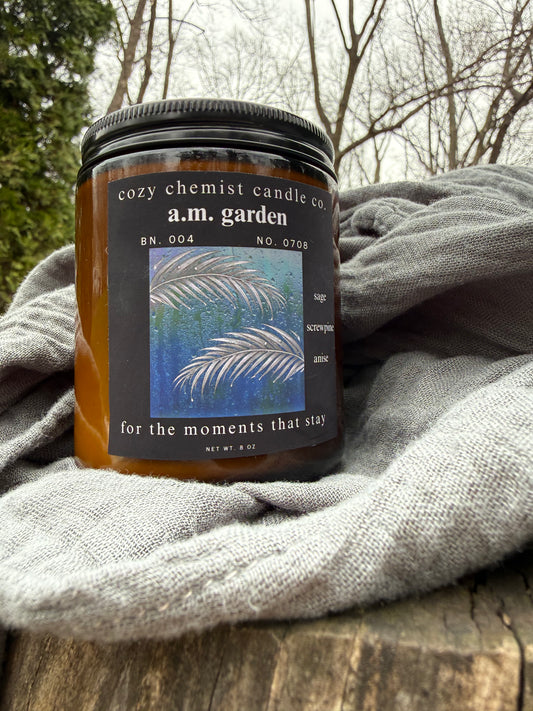 a.m. garden 213g // 7.5oz